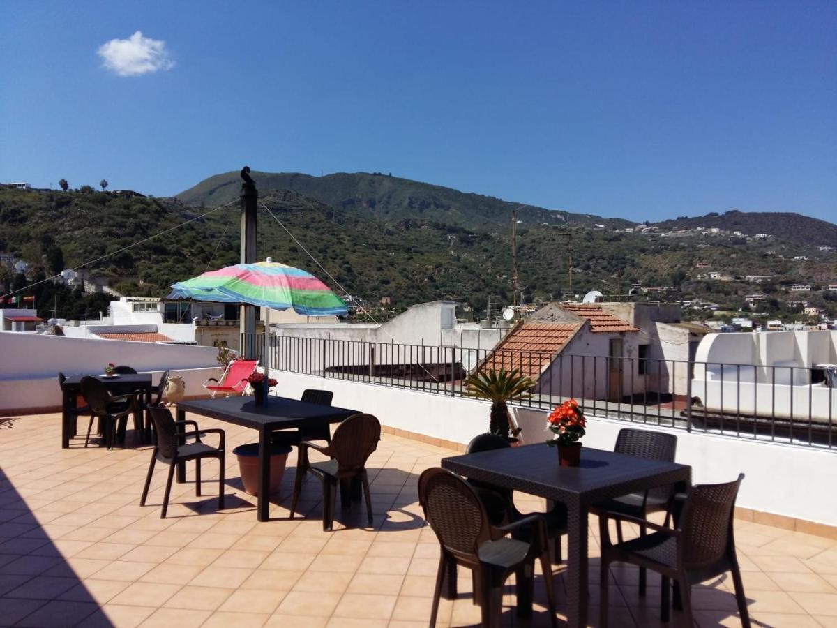 Lipari Centro Storico Flat 6 Mins From Port Διαμέρισμα Εξωτερικό φωτογραφία